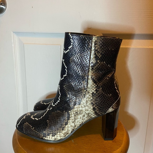 NEW All Saints Roka Bootie in Snake Print Leather - Picture 3 of 4